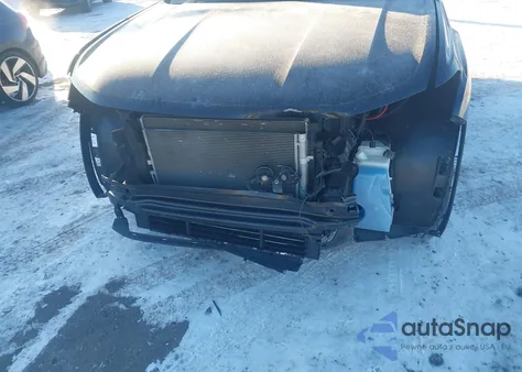 2022 Volkswagen Atlas 3.6L V6 Se W/Technology z USA, uszkodzony, nr VIN 1V2KR2CA5NC526076